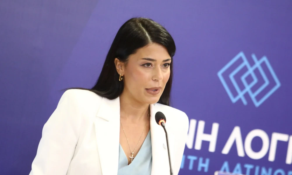 Λατινοπούλου για το βίντεο των δόκιμων υπαξιωματικών από την παρέλαση: Μόνο υπερηφάνεια